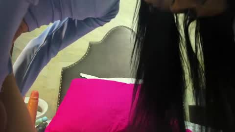 Snapshot of models_sophia chatting on April 2026 07:29:01 PM Sophia online show from April 2026 07:29:01 PM