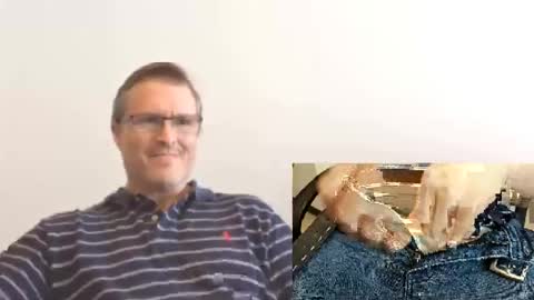 Snapshot of moe_001 chatting on November 2025 06:32:01 PM Moe online show from November 2025 06:32:01 PM