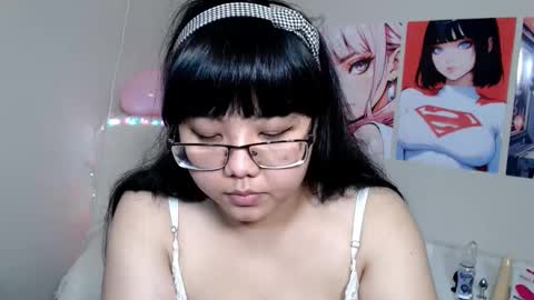 Snapshot of moertomlly chatting on March 2025 07:05:02 AM Molly online show from March 2025 07:05:02 AM