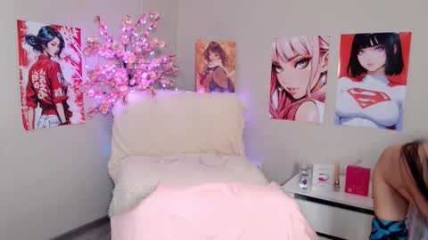 Snapshot of moertomlly chatting on September 2025 04:24:01 AM Molly online show from September 2025 04:24:01 AM