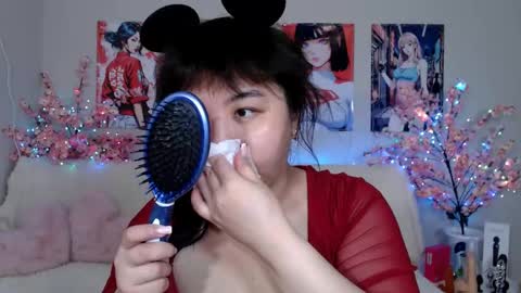 Molly online show from March 2026 05:12:02 AM