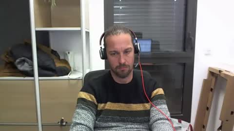 Julien online show from December 2024 03:06:01 PM