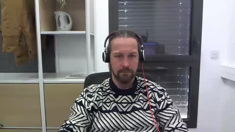 Julien online show from February 2025 11:20:02 AM