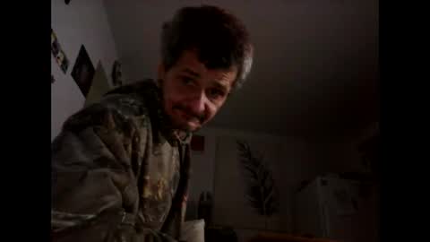 Snapshot of moipipi chatting on February 2026 05:05:02 AM Pnisxxl online show from February 2026 05:05:02 AM