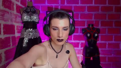 Snapshot of moira_hot chatting on March 2026 06:30:01 PM moira_hot online show from March 2026 06:30:01 PM