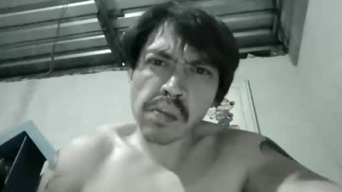 moisesarh27 online show from February 2026 06:54:01 AM