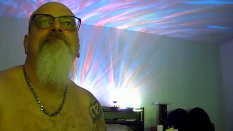 Snapshot of mojoe420 chatting on November 2025 04:22:02 AM mojoe420 online show from November 2025 04:22:02 AM