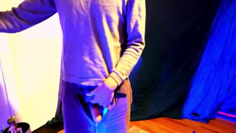 Snapshot of mold_little_fire chatting on March 2026 02:33:02 AM Photon Earth online show from March 2026 02:33:02 AM