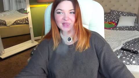 Snapshot of molinmoon chatting on January 2025 03:37:01 PM Rosa online show from January 2025 03:37:01 PM