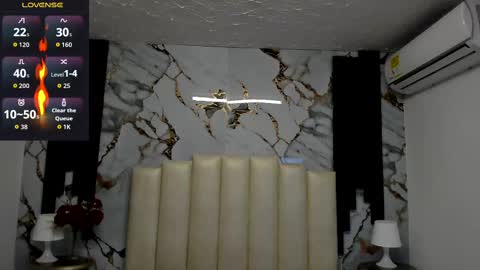 Snapshot of molliebue1 chatting on September 2025 12:19:01 PM Hey Guys Im Mollie online show from September 2025 12:19:01 PM