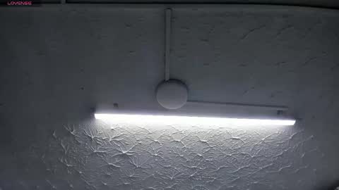 Hey Guys  Im Mollie online show from April 2026 12:08:02 PM
