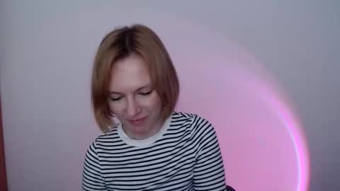 mollilove online show from May 2026 10:00:02 AM