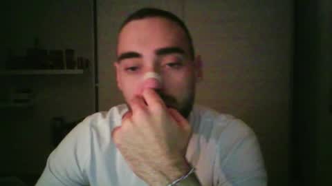 mollo20 online show from October 2025 08:09:02 PM