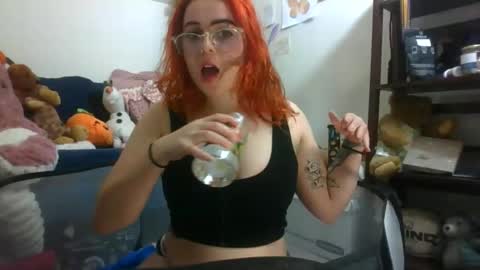 Molly Bee online show from February 2026 11:34:02 PM