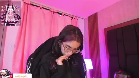 Molly online show from July 2026 03:25:01 PM