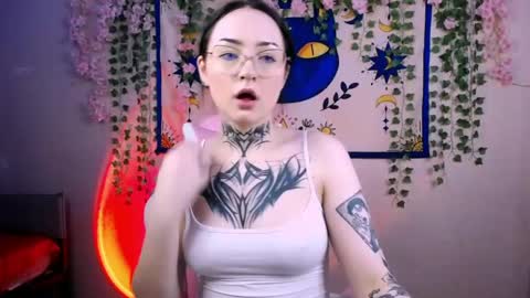 Snapshot of molly_kisss chatting on April 2026 06:28:02 AM molly_kisss online show from April 2026 06:28:02 AM