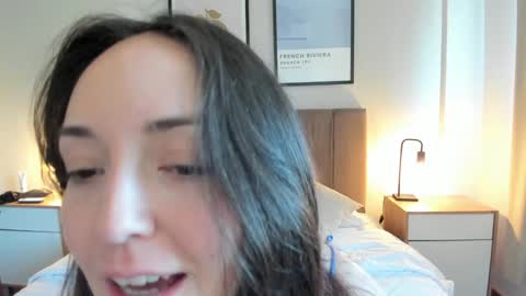 Snapshot of molly_marmalade_ chatting on January 2025 02:14:01 PM MOLLY online show from January 2025 02:14:01 PM