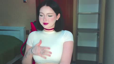 molly_millerr online show from February 2025 06:12:01 PM