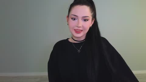 molly_millerr online show from July 2026 02:32:01 PM