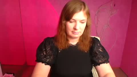 Snapshot of molly_mis chatting on October 2025 12:25:01 PM Molly online show from October 2025 12:25:01 PM