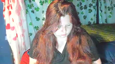 molly_moons online show from June 2026 01:32:01 AM