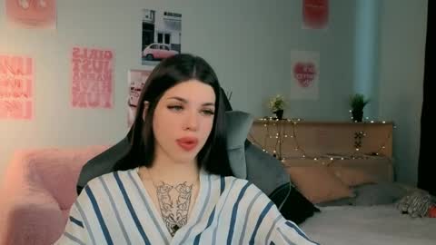 Molly online show from May 2026 04:29:02 AM
