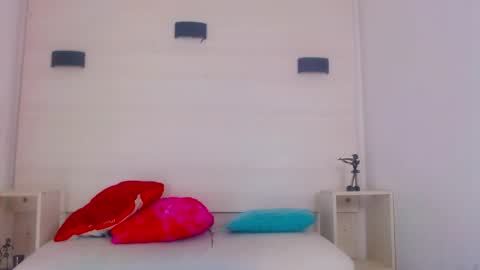 Molly Spears online show from January 2025 11:48:02 AM