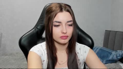 Molly online show from March 2026 02:17:02 AM