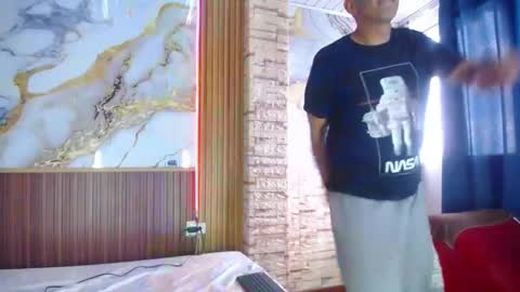 mollyandsam303av online show from March 2026 06:38:02 PM