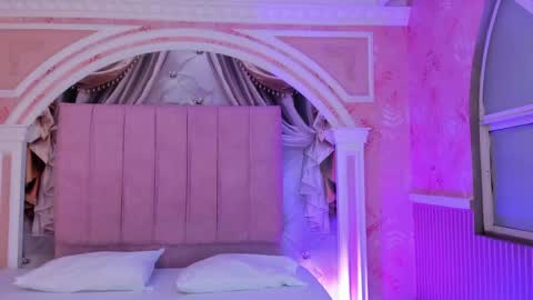 Snapshot of mollydoll_amour chatting on May 2026 11:39:02 AM MollyDoll online show from May 2026 11:39:02 AM