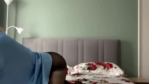 molly online show from March 2026 08:11:02 AM