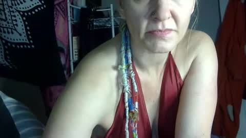 Snapshot of mollyfourtune chatting on December 2024 09:33:02 AM molly fourtune online show from December 2024 09:33:02 AM
