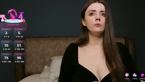 Molly online show from April 2026 08:11:02 PM