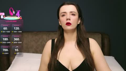 Molly online show from June 2026 09:24:01 PM