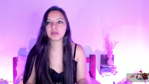 Snapshot of mollylewis18 chatting on December 2024 09:29:02 PM New girl Emily Valentina Michelle online show from December 2024 09:29:02 PM