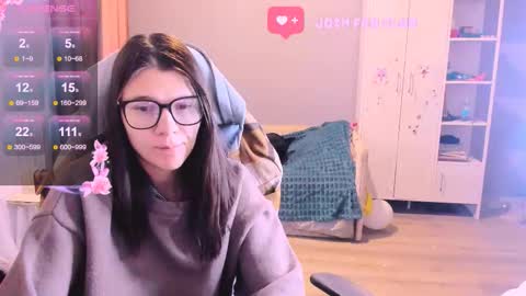  KIRA  online show from November 2025 03:06:02 AM