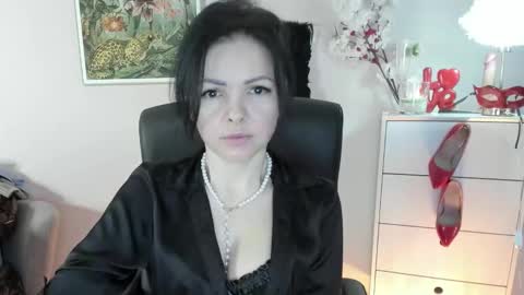 Molly online show from February 2026 02:43:01 PM