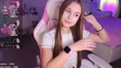 Snapshot of mollymurrrr chatting on October 2025 03:07:02 AM Molly online show from October 2025 03:07:02 AM