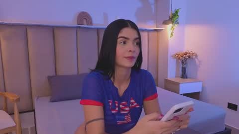 mollyrosse1 online show from June 2026 01:24:02 PM
