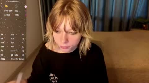 mollysally online show from June 2026 04:13:01 AM