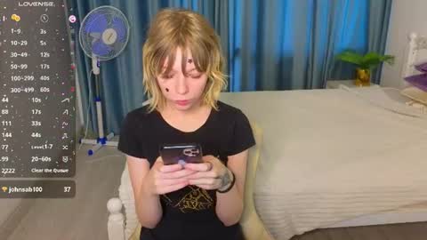 mollysally online show from June 2026 04:17:01 AM