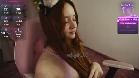 Snapshot of mollysb_05 chatting on December 2024 11:47:01 PM mollysb_05 online show from December 2024 11:47:01 PM