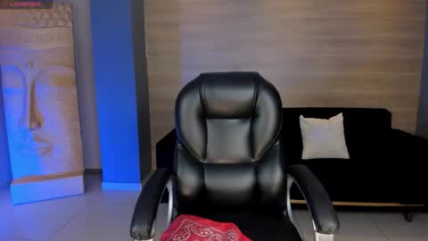 Snapshot of mollysunders_ chatting on October 2025 05:15:02 AM Molly Sunders online show from October 2025 05:15:02 AM