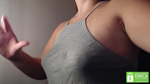Snapshot of mollywayne chatting on December 2024 10:44:02 AM Molly Join my social networks online show from December 2024 10:44:02 AM