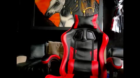 Molotov online show from November 2025 09:04:01 PM