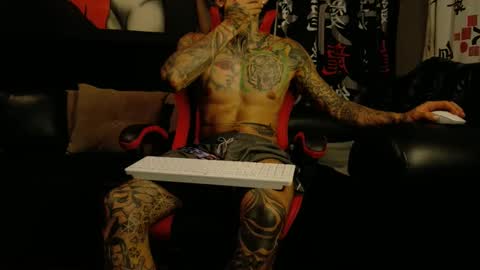 Molotov online show from November 2025 01:17:02 AM