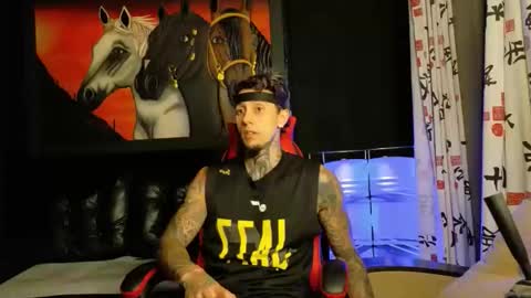 Molotov online show from November 2025 03:28:02 AM