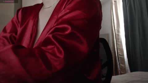 Daphne  online show from October 2025 10:22:02 PM