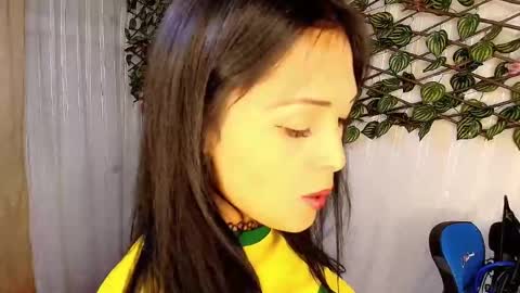 Snapshot of mommyjeva chatting on March 2025 01:20:01 PM Mommy Jeva online show from March 2025 01:20:01 PM