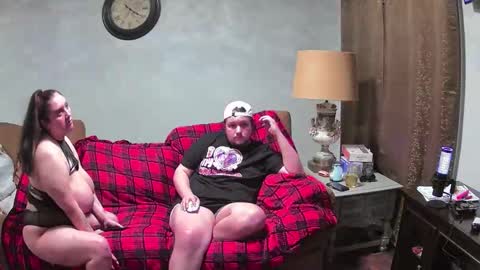 Mommy online show from February 2026 03:21:02 AM